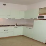 Bright Flat Near The Beach-beahost شقة *