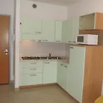 Bright Flat Near The Beach-beahost Apartamento *