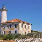Bright Flat Near The Beach-beahost Apartamento *