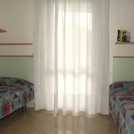 Bright Flat Near The - Beahost Apartamento *