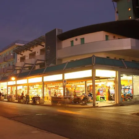 Bright Flat Near The Beach-beahost * Bibione