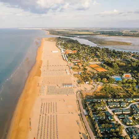 Bright Flat Near The - Beahost Apartman Bibione