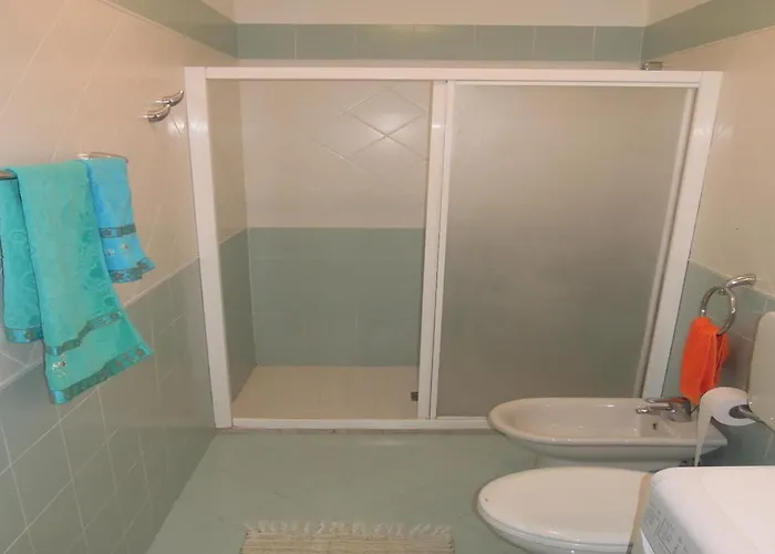 Daire Bright Flat Near The Beach-beahost *