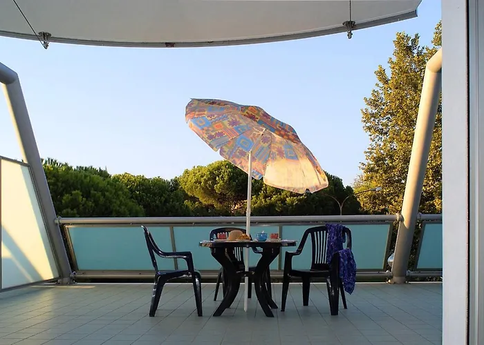 Lägenhet Bright Flat Near The Beach-beahost *